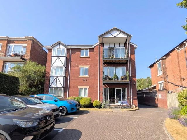 Flat for rent in Meols Cop, Southport
