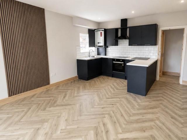 Flat for rent in Claughton, Wirral