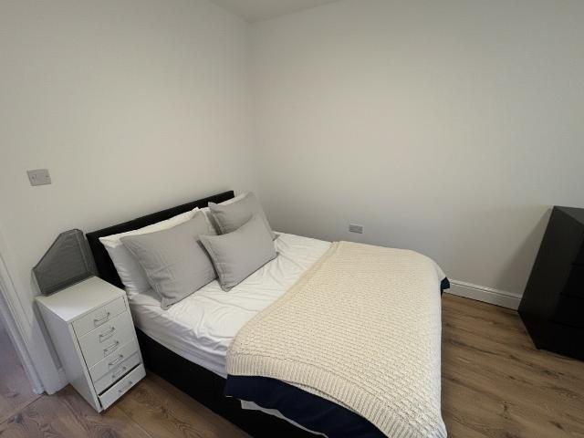 Flat for rent in Hyson Green, Haddon