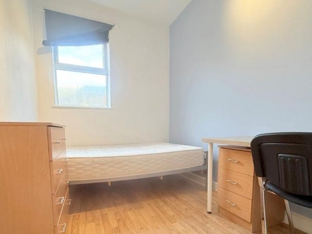 Flat for rent in The Park, City of Nottingham