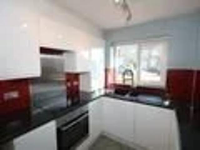 Flat for rent in Aston cum Aughton, Aston