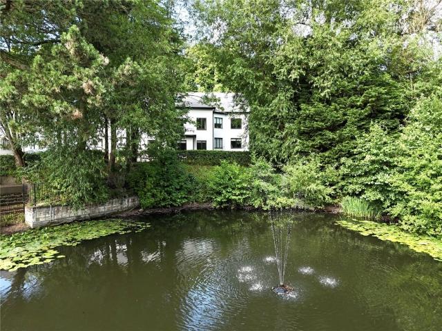Flat for rent in Allerton, Calderstones