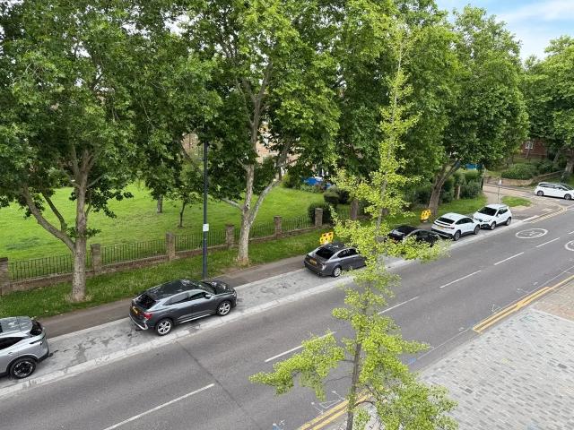Flat for rent in Highams Park, Greater London