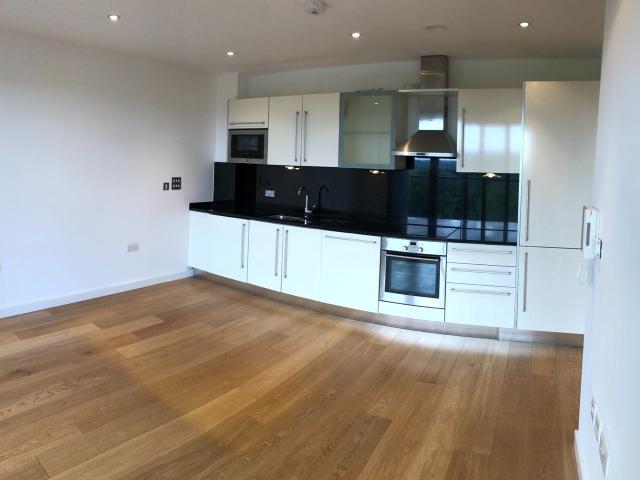 Flat for rent in London Borough of Croydon, Greater London