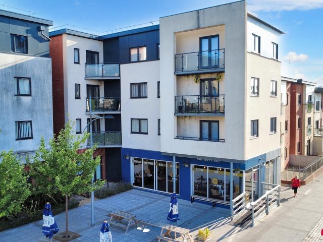 Flat for rent in Victoria, Newport