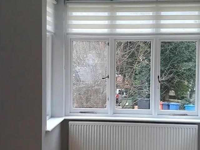 Flat for rent in Totteridge, Cressex