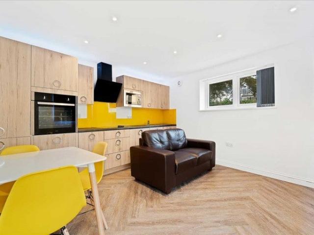 Flat for rent in Greenbank, Plymouth