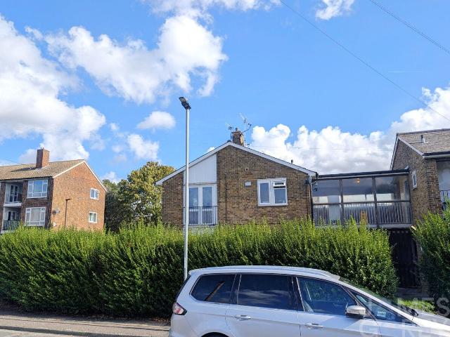 Flat for rent in Royal Borough of Greenwich, Greater London