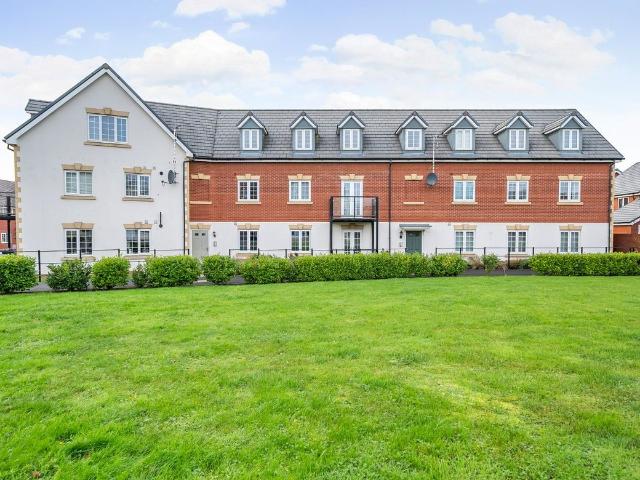 Flat for rent in Great Faringdon, Dromore