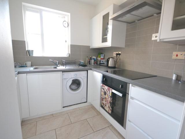 Flat for rent in Westcott Park, Greater London