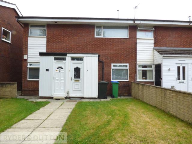 Flat for rent in Burnedge, Greater Manchester