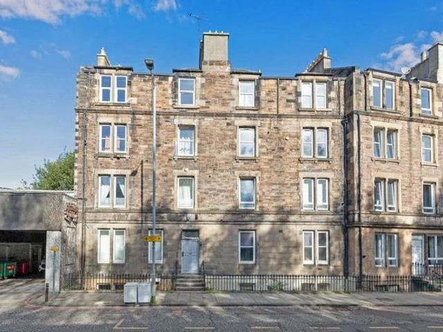 Flat for rent in Ardmillan, Dalry