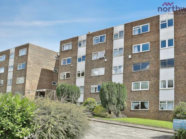 Flat for rent in Weston Common, City Of Southampton