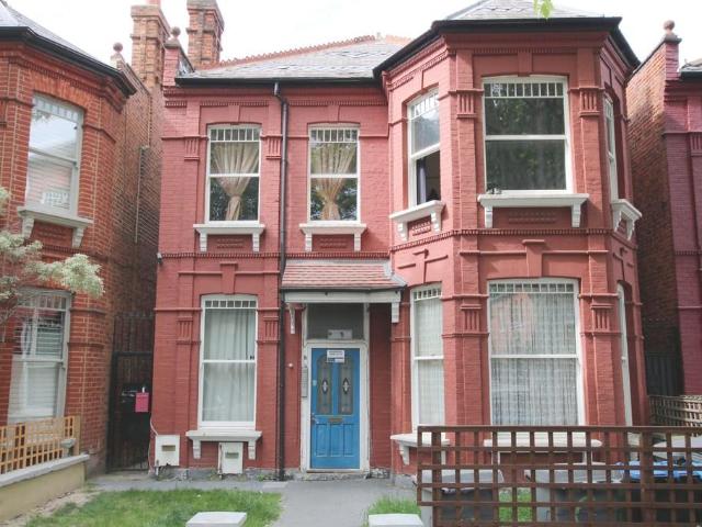 Flat for rent in London Borough of Brent, Greater London