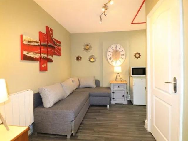 Flat for rent in Watford Rural, Batchworth