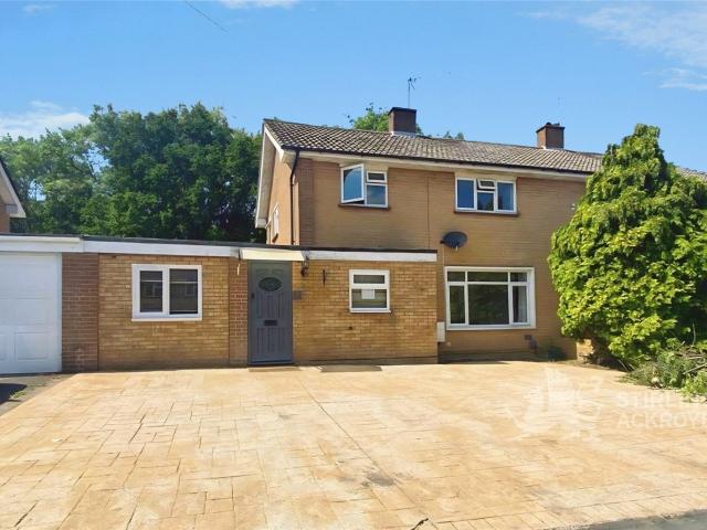Flat for rent in Wood Street, Westborough