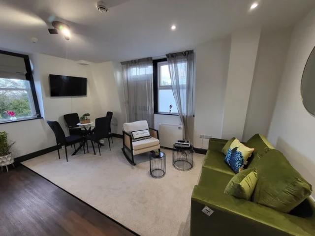 Flat for rent in Alverton, East Midlands