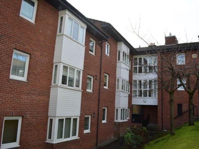 Flat for rent in Thornwood, Partick