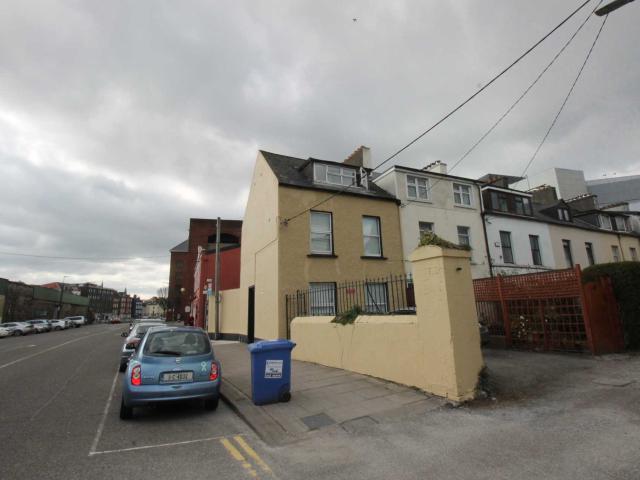 Apartment for rent in Street, Somerset