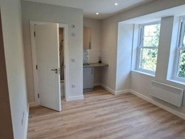 Flat for rent in Greater London
