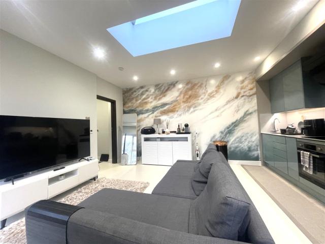 Flat for rent in Brompton, Gillingham