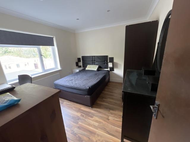 Flat for rent in London Borough of Hounslow, Greater London