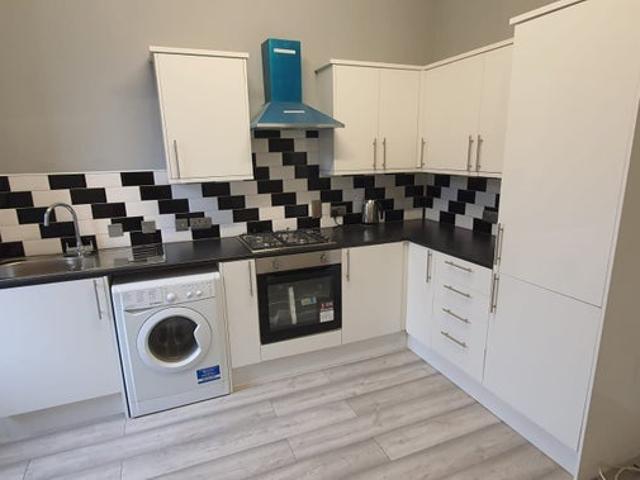 Flat for rent in Cranstonhill, Scotland