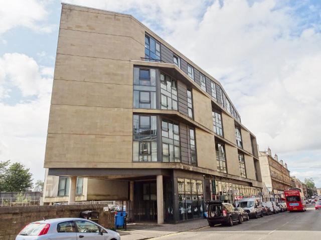 Apartment for rent in Cranstonhill, Scotland