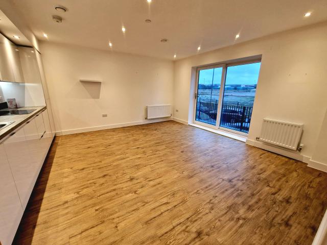 Flat for rent in Spring Park, Luton