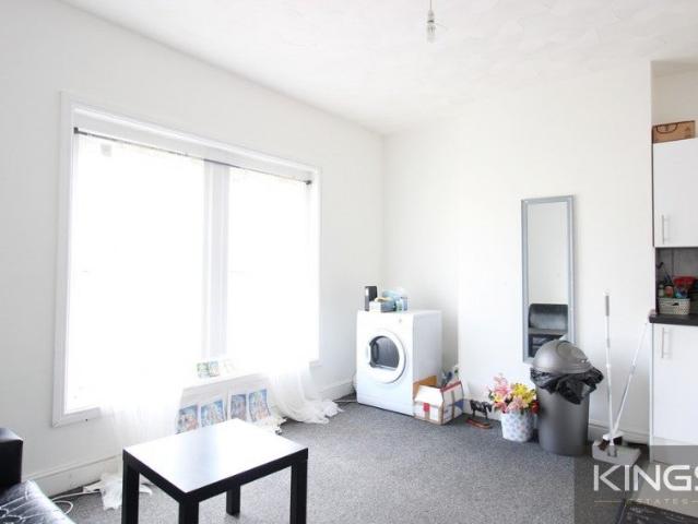 Flat for rent in Hampton Park, City Of Southampton