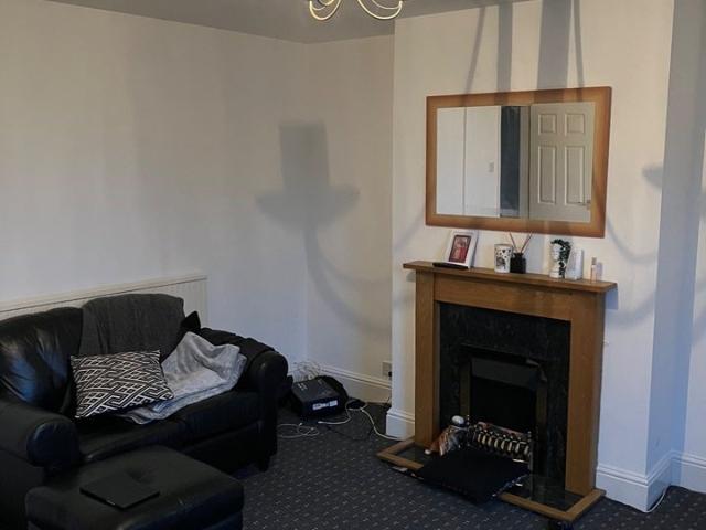 Flat for rent in Gigg, Bury
