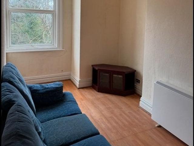 Flat for rent in Southport, Meols Cop