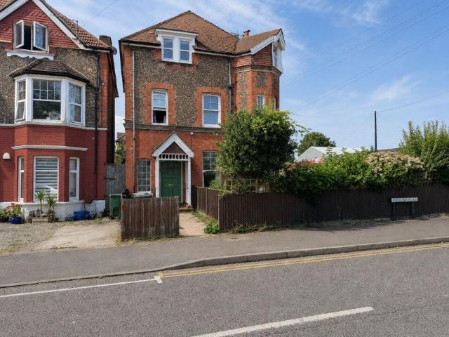 Flat for rent in Old Town, Heathlands