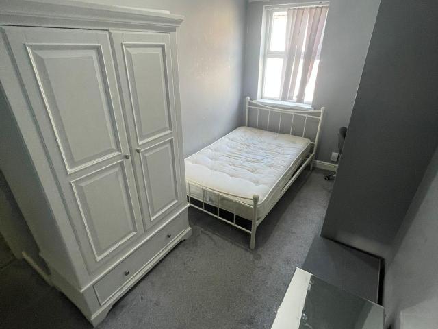 Flat for rent in Stoke, Stoke-on-Trent