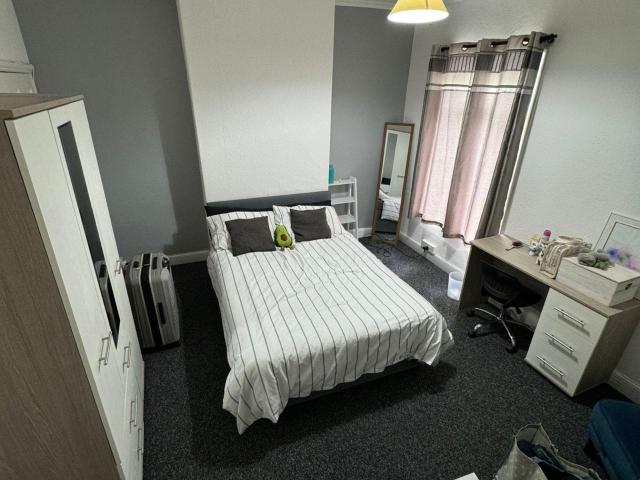 Flat for rent in Stoke, Stoke-on-Trent
