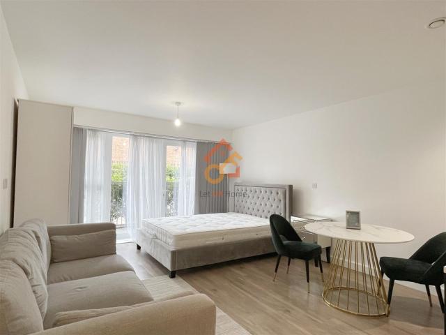 Flat for rent in Trafford Park, Greater Manchester