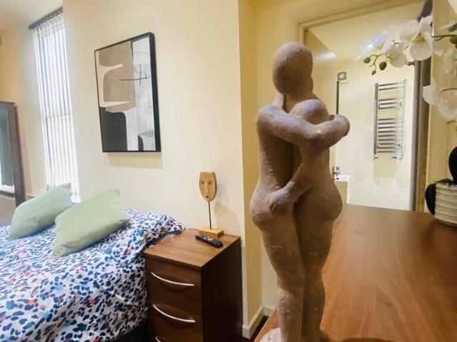 Flat for rent in Kensal Town, Greater London