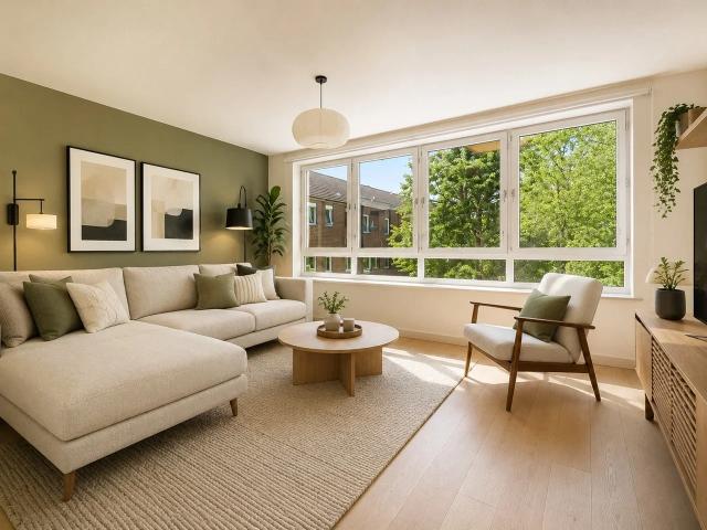 Flat for rent in London Borough of Hammersmith and Fulham, Greater London