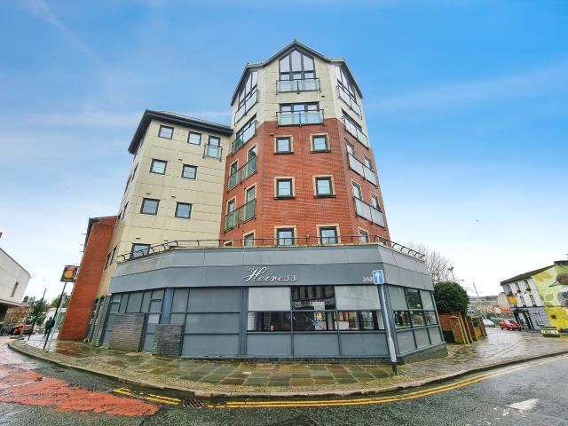 Flat for rent in Wensley Fold, Blackburn