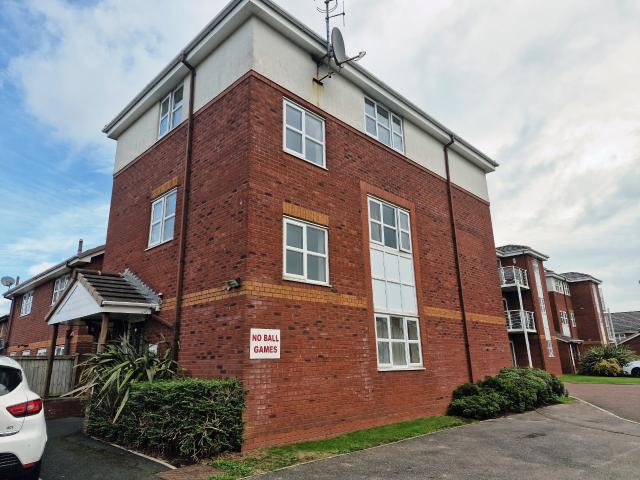 Flat for rent in Ingol, Preston