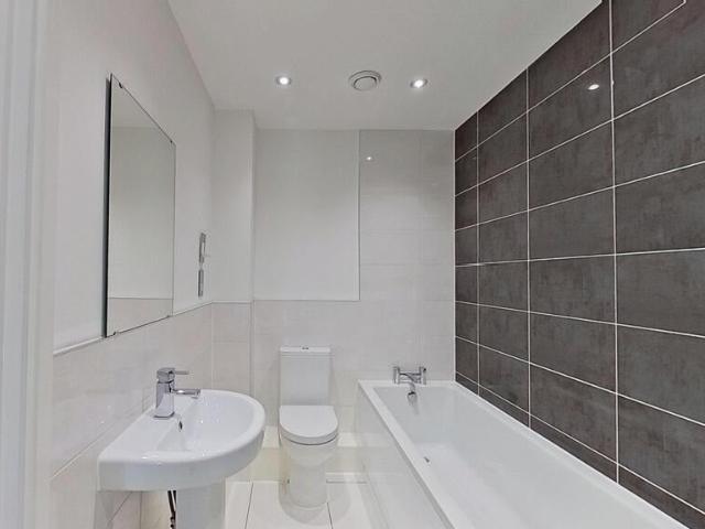Flat for rent in Hunslet, West Yorkshire