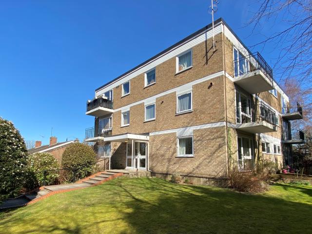 Flat for rent in Charlotteville, Westborough