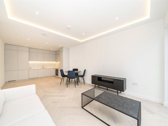 Flat for rent in Kennington, Greater London