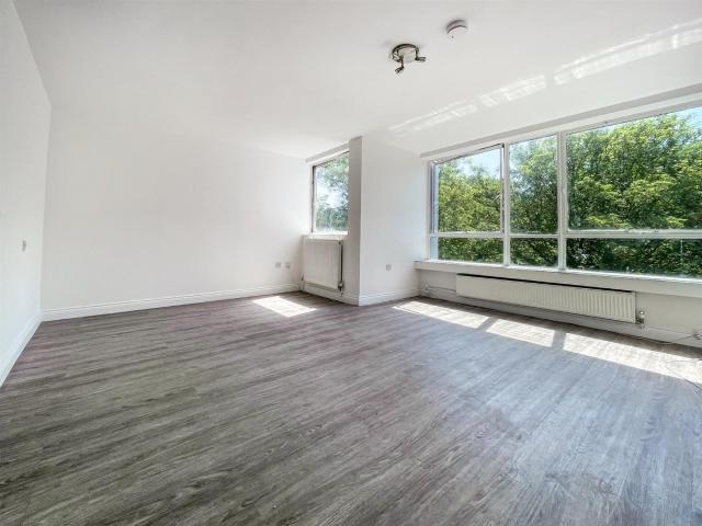 Flat for rent in Crouch End, Greater London