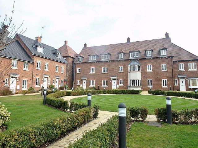 Flat for rent in Frogmore, Five Acres