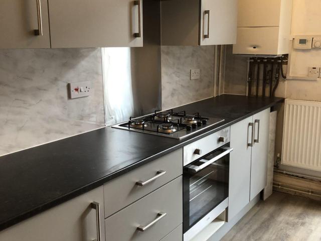 Flat for rent in Bede Island, Old Wharf