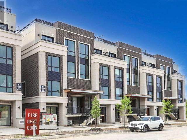 Apartment for rent in Richmond Hill, Golden Horseshoe