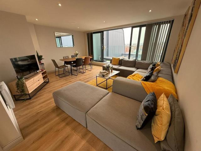 Flat for rent in Leylands, West Yorkshire