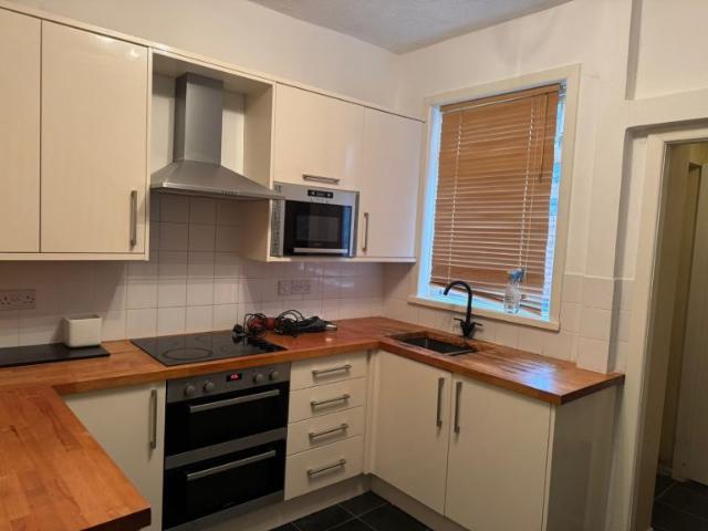 Flat for rent in Brownlow Fold, Lee Bank