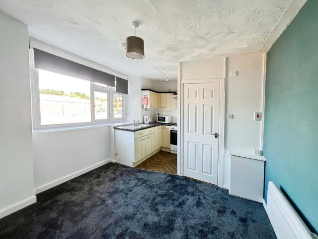 Flat for rent in Lee Bank, Greater Manchester
